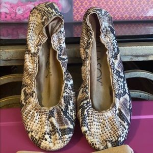 Ballasox by Corso Como Snake Print Fabric Flats